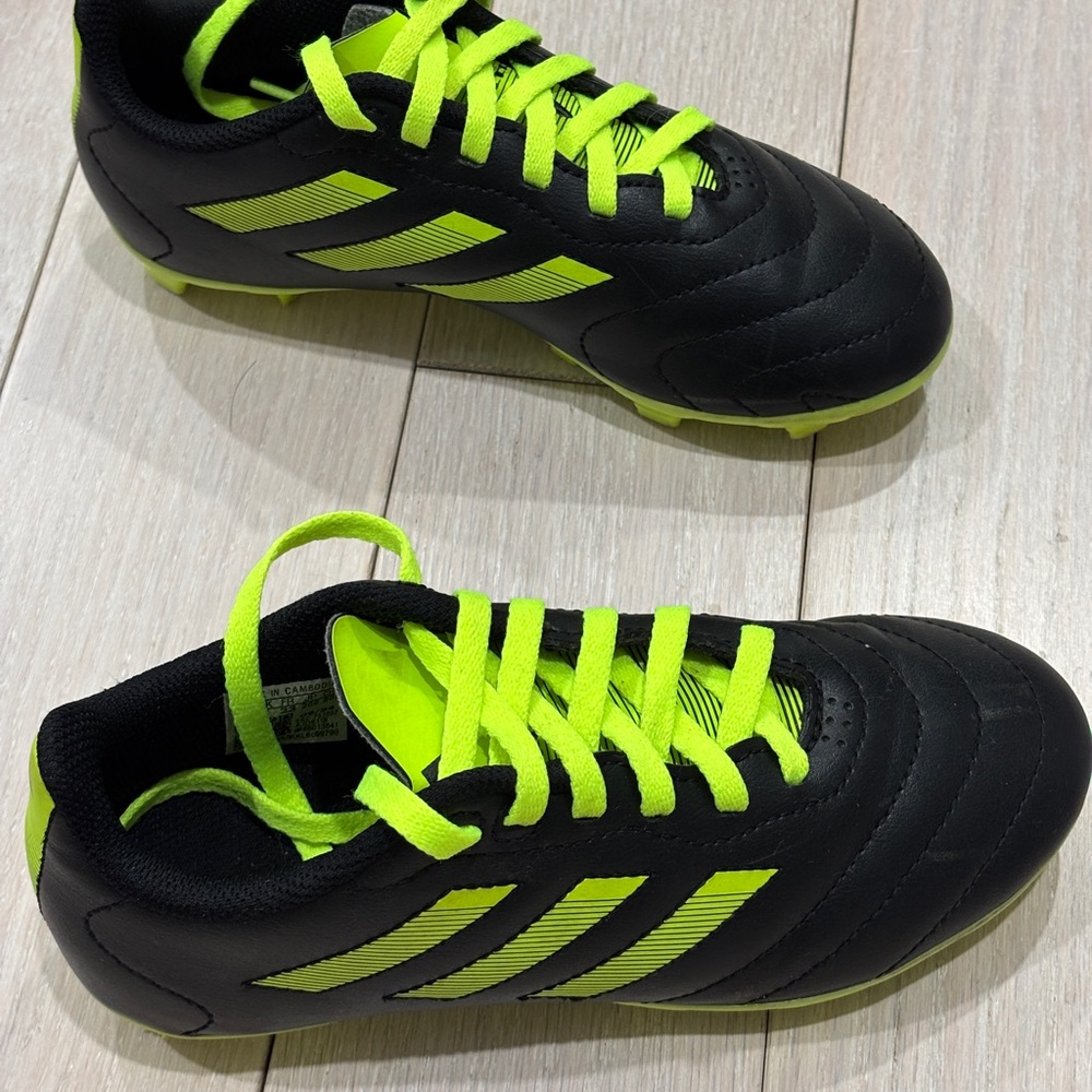 Adidas Goletto VIII Firm Ground  FG Soccer Cleats Black Yellow Kids US 1.5